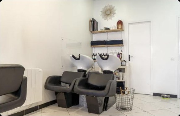 Bacs de lavage du salon